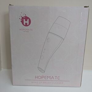 Makeup Brush Cleaner - White